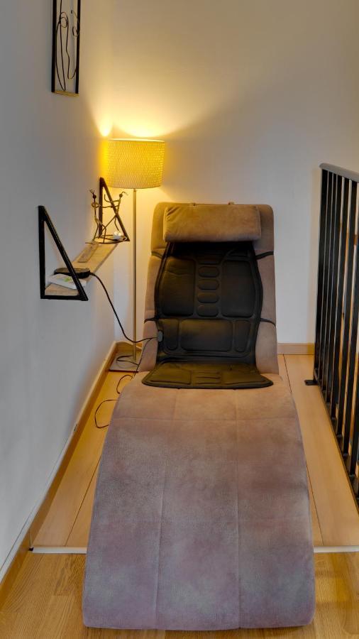 Spa Apartment Yang - Hot Tub, Sauna, Spa Нови Сад Екстериор снимка