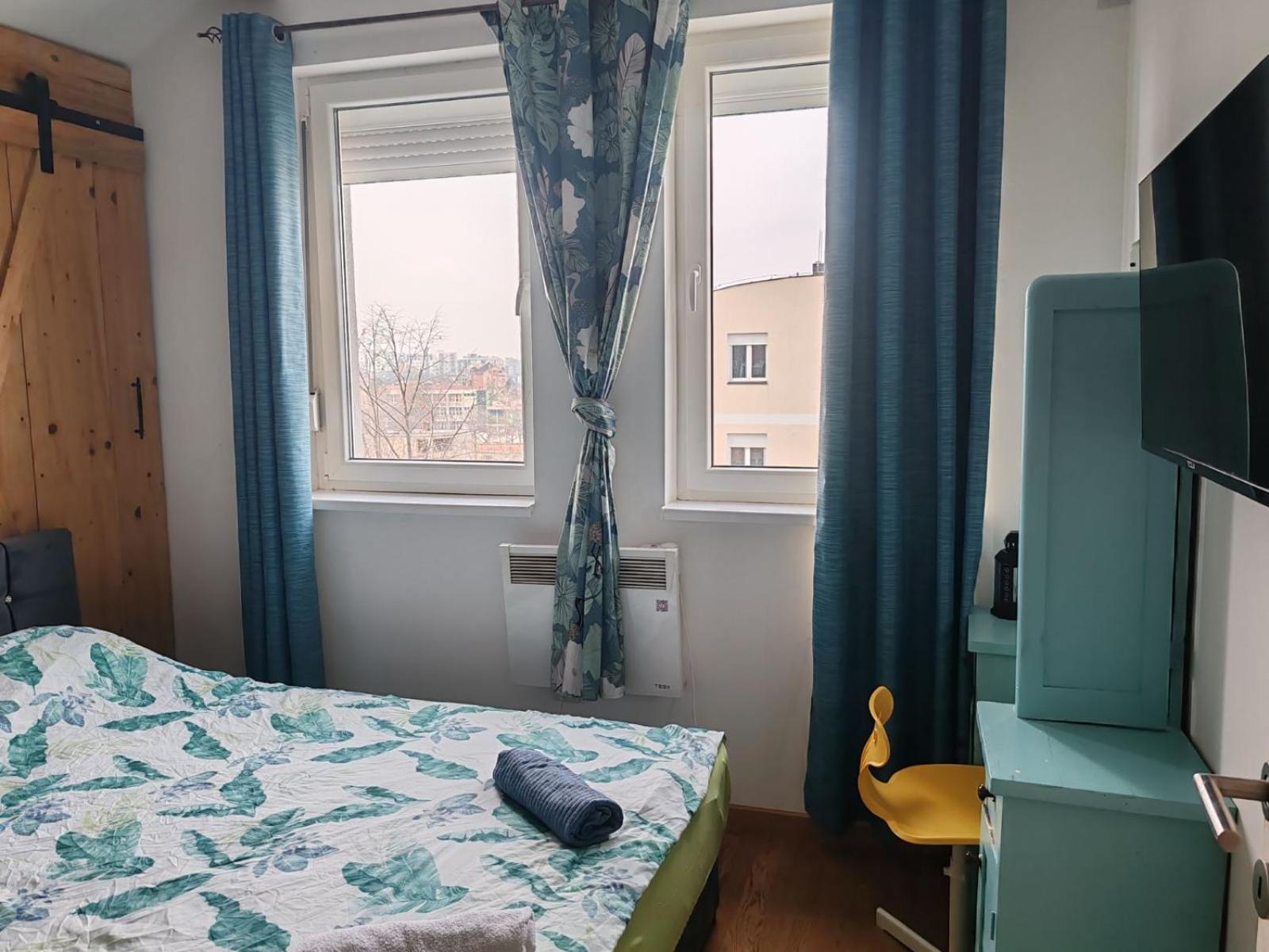 Spa Apartment Yang - Hot Tub, Sauna, Spa Нови Сад Екстериор снимка