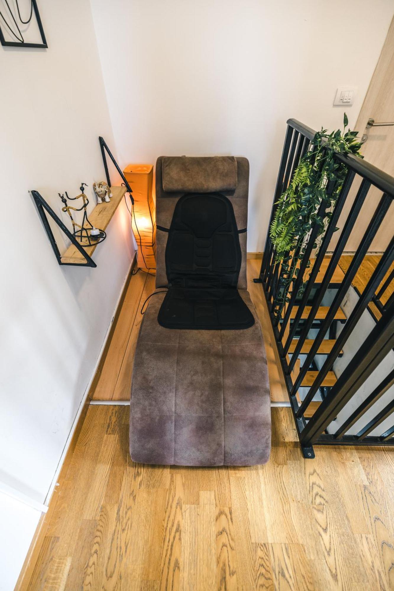 Spa Apartment Yang - Hot Tub, Sauna, Spa Нови Сад Екстериор снимка