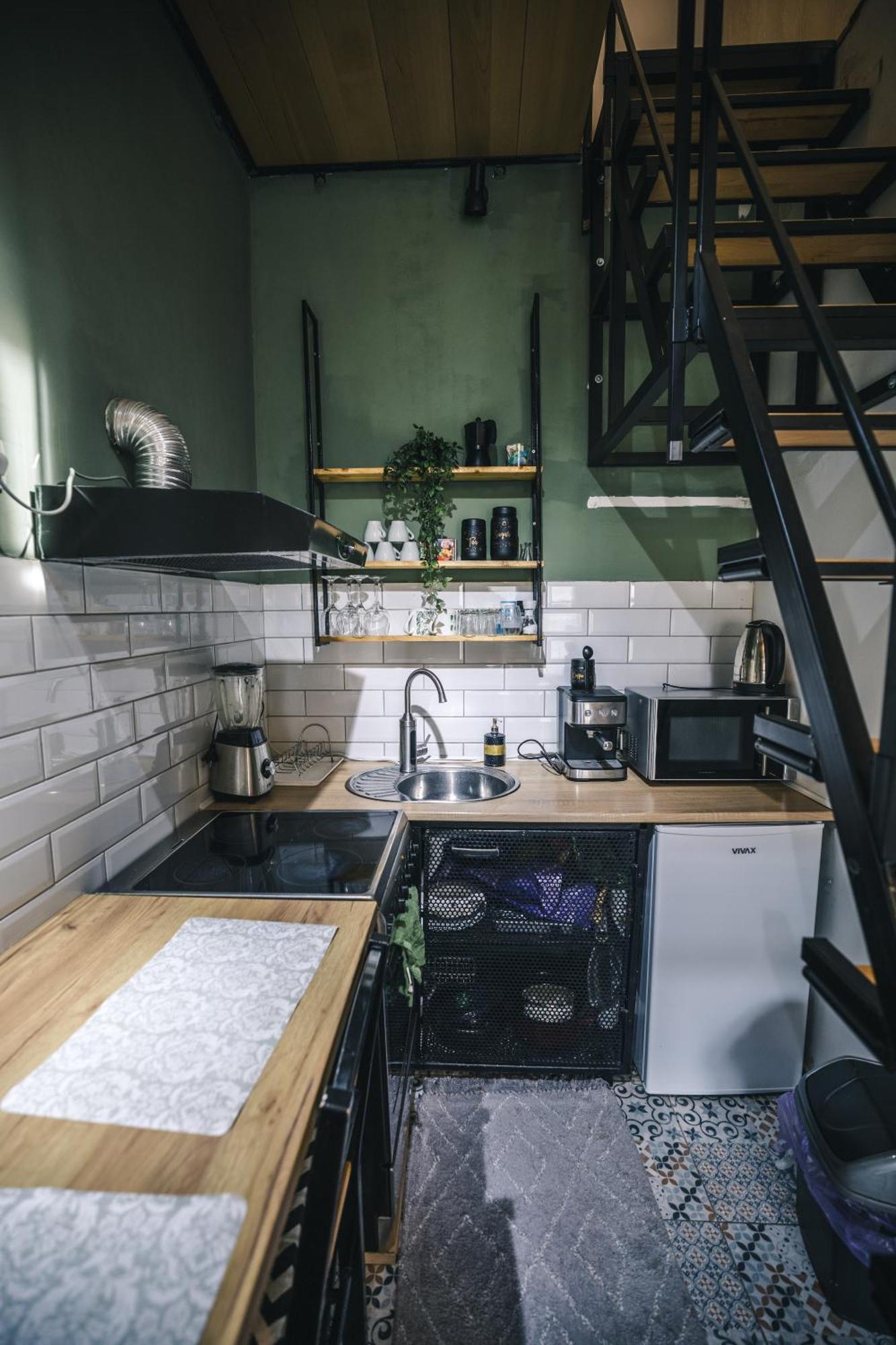 Spa Apartment Yang - Hot Tub, Sauna, Spa Нови Сад Екстериор снимка